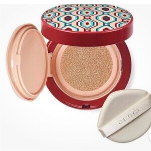 Gucci Cushion De Beauté - 03. Limited Edition